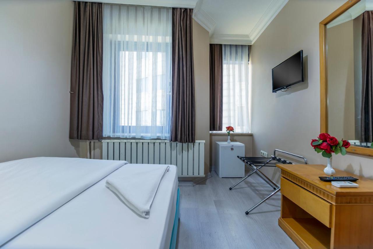 Otel Uemit Provincia di Istanbul Esterno foto