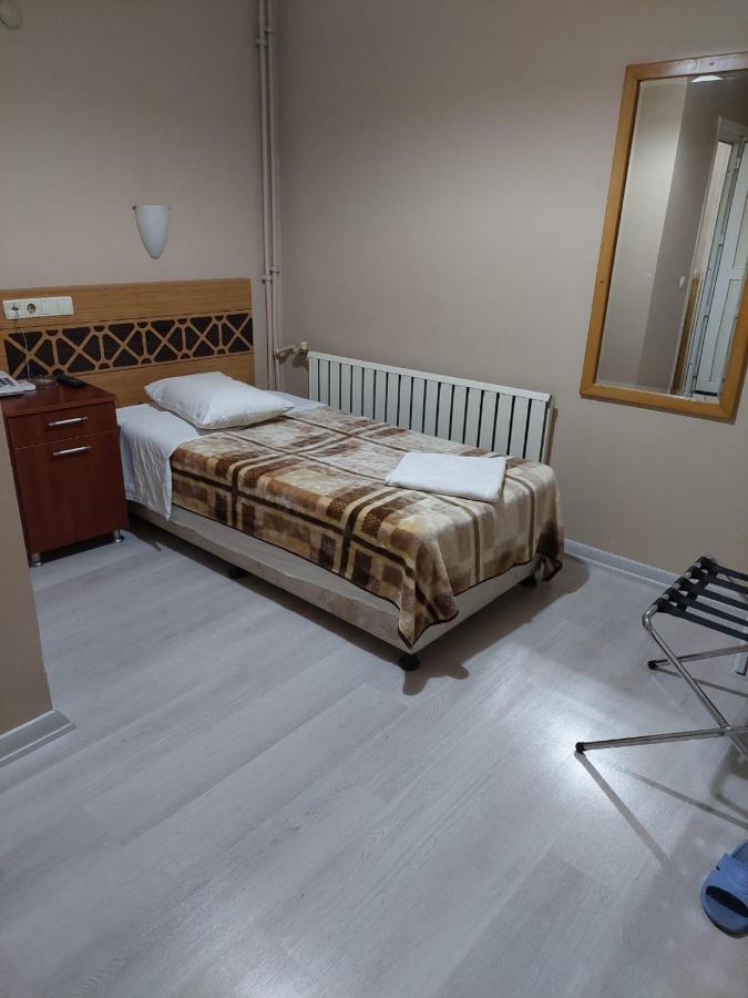 Otel Uemit Provincia di Istanbul Esterno foto